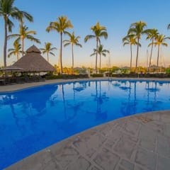 Renovated 3BR/3BA Villa w/ Upgraded Kitchen & Pool