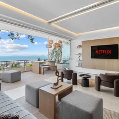 Casa Sky Mar Luxe Soho Retreat with Bay Views
