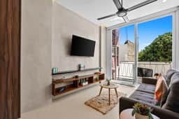 Relaxing 2BR Retreat in Trendy Versalles - Image 5