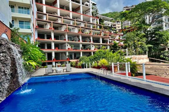 Best Location Studio Near Los Muertos Beach Clubs! - Image 1