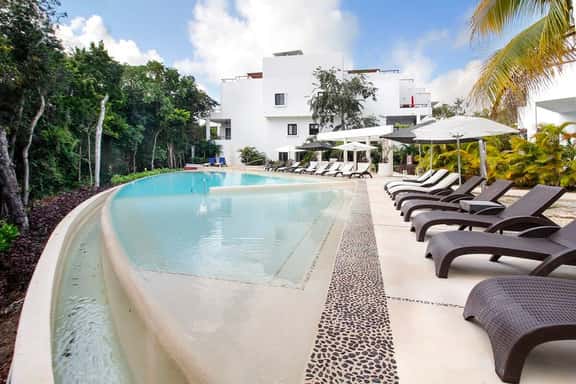 Family Friendly - Nice Terrace in Akumal! - Image 1