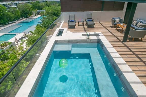 Luxury Penthouse, Rooftop Terrace w/ Private Pool - Image 1