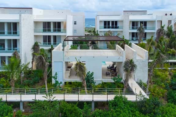 2BR in sea front complex with terrace and jacuzzi! - Image 1