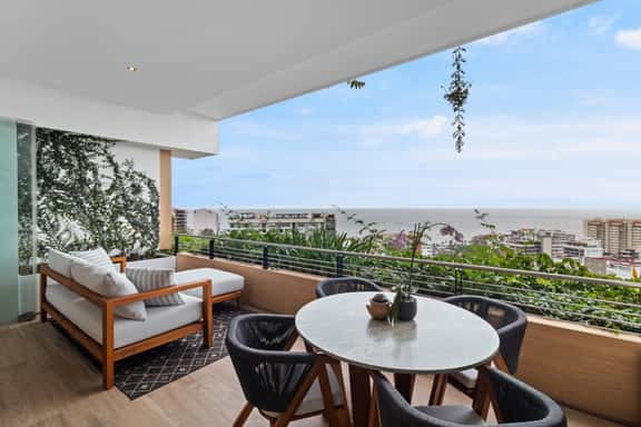 Can't beat this view! SohoPV 1006! - Image 1