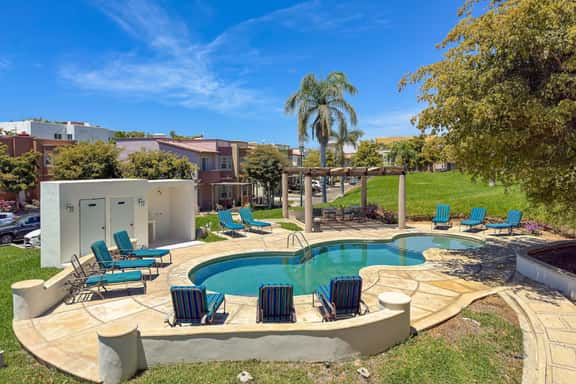 Spacious 3BR Cabo Stay, Perfect Family Vacations - Image 1