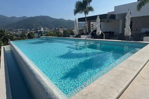 Brand New 2BR Condo in Esquina Versalles - Image 1