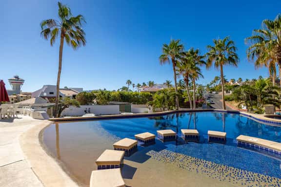 Renovated | Golf Views | 3 Pools | Near Beach - Image 1