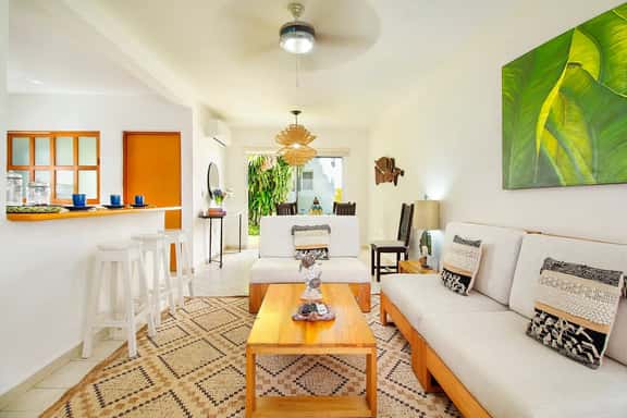 Spacious 3 Story Home in Playacar 3BR & 3 Beds - Image 1