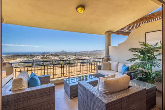 Oceanview Luxury 3BR Condo | Gated Community - Image 1