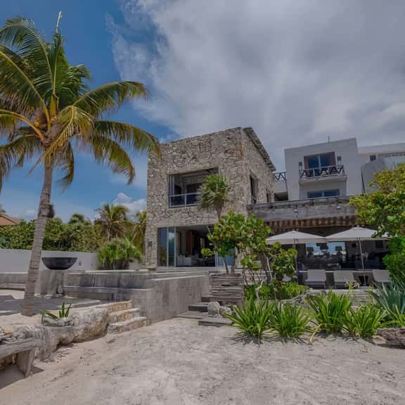 Beachfront Villa with Private Pool & Private Beach - Image 1