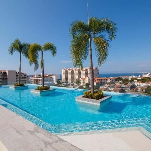 Best Location! Middle of Romantic Zone 1 BD 2 BA - Image 1