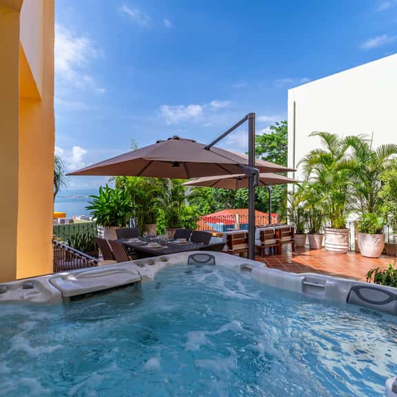 Amapas Hills Retreat! – 3BR Hillside Villa! - Image 1