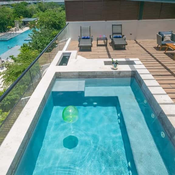 Luxury Penthouse, Rooftop Terrace w/ Private Pool - Image 1