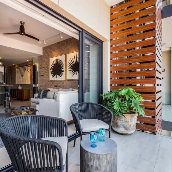 Perfect, freshly decorated one bedroom Loft 268! - Image 1