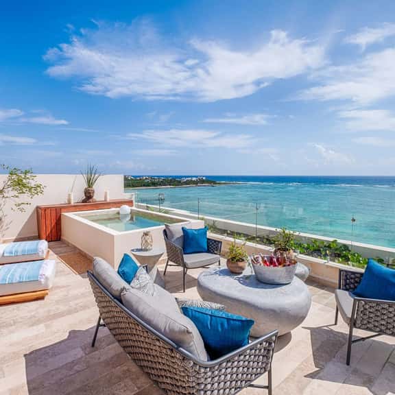 Tulum Beachfront Penthouse – Rooftop & Pool - Image 1