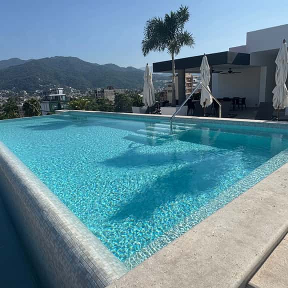 Brand New 2BR Condo in Esquina Versalles - Image 1