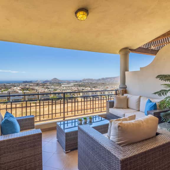 Oceanview Luxury 3BR Condo | Gated Community - Image 1