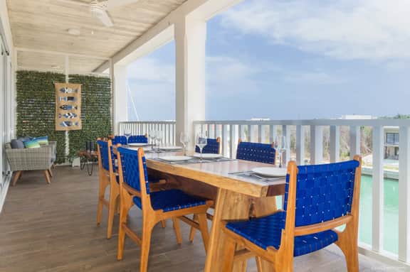 Relaxing Waterfront Getaway in Puerto Aventuras - Image 3